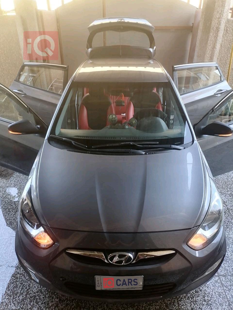Hyundai Accent Hatchback